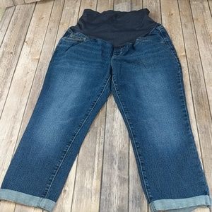 Old Navy Maternity Jean Capris Rolled 12 full